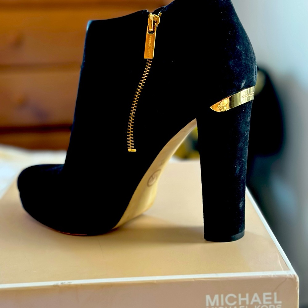 Michael Kors Haven Bootie. Black suede. Size 9M.